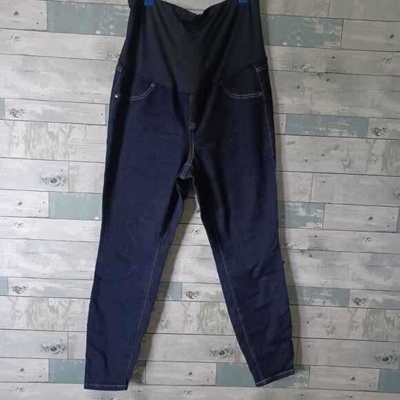 EUC Torrid 16R Maternity Jegging Skinny Super Soft High-Rise Jean - Picture 3 of 3